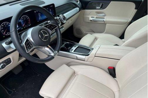 2025 Mercedes-Benz GLB 250 Base