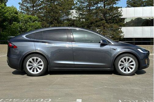 2018 Tesla Model X 75D