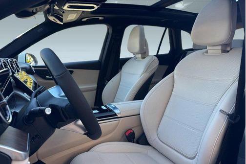 Polar White 2026 Mercedes-Benz GLC 300 4MATIC