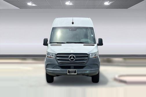 Arctic White 2021 Mercedes-Benz Sprinter 2500 High Roof