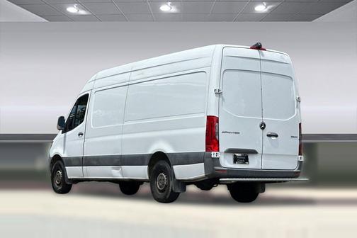 Arctic White 2021 Mercedes-Benz Sprinter 2500 High Roof