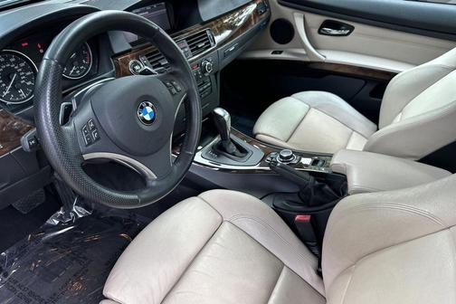 Blue 2011 BMW 335 335i
