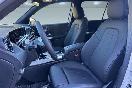 2026 Mercedes-Benz GLB 250 Base