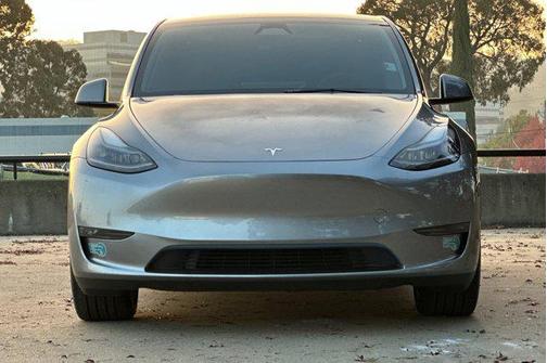 2024 Tesla Model Y Long Range Dual Motor All-Wheel Drive