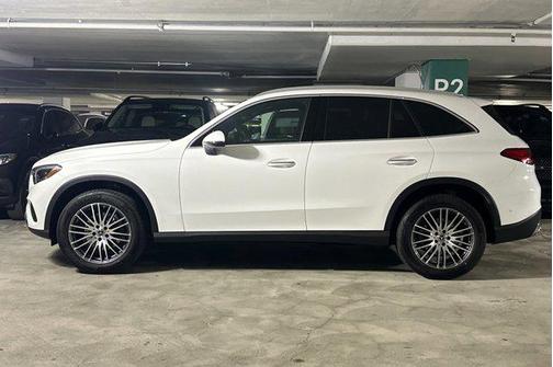 2026 Mercedes-Benz GLC 300 Base