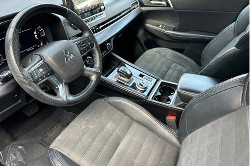 2023 Mitsubishi Outlander SE 2.5 2WD