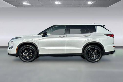 2023 Mitsubishi Outlander SE 2.5 2WD