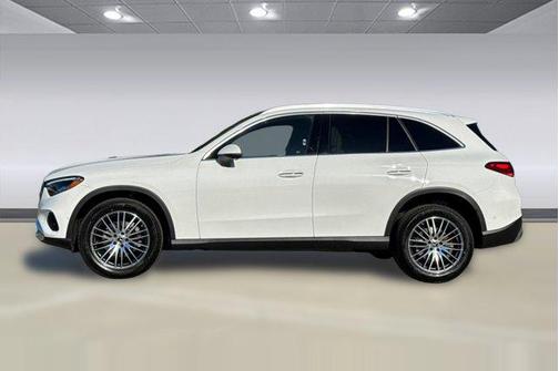 Polar White 2026 Mercedes-Benz GLC 300 4MATIC