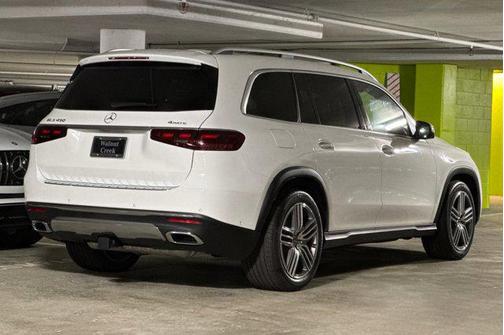 2025 Mercedes-Benz GLS 450 4MATIC
