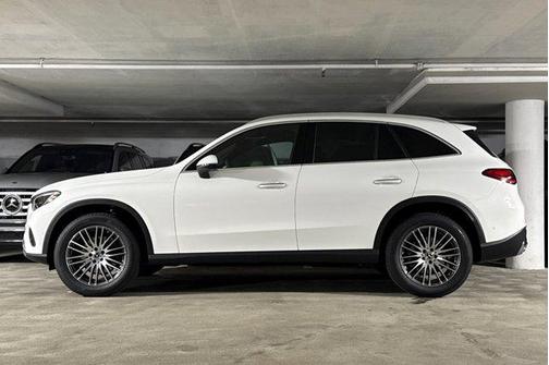 2026 Mercedes-Benz GLC 300 Base