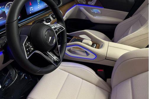 2025 Mercedes-Benz GLS 450 4MATIC