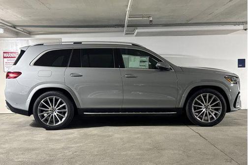 2025 Mercedes-Benz GLS 450 4MATIC