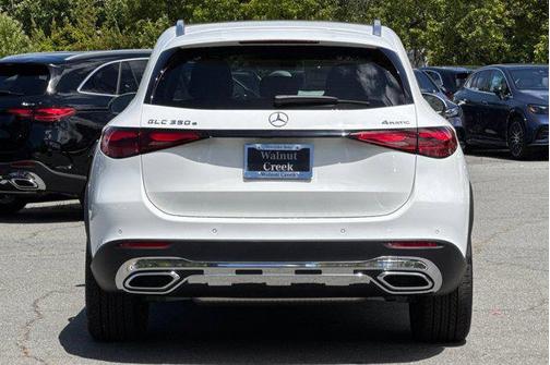 2025 Mercedes-Benz GLC 350e Base
