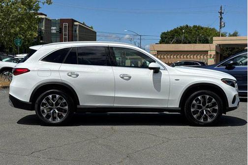 2025 Mercedes-Benz GLC 350e Base