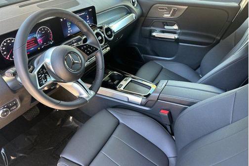 2026 Mercedes-Benz GLB 250 Base
