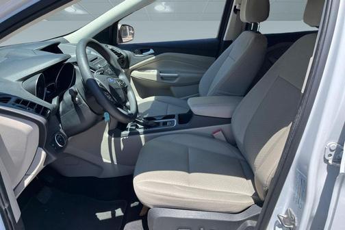 White 2017 Ford Escape SE