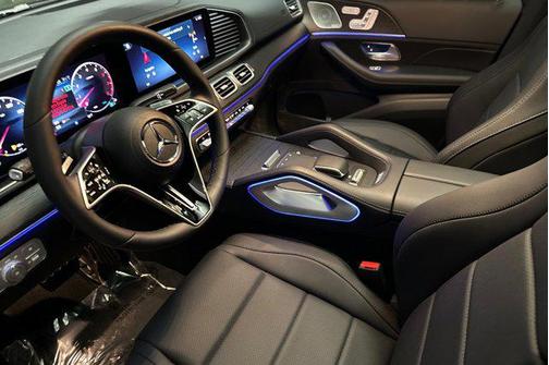 2025 Mercedes-Benz GLS 450 4MATIC