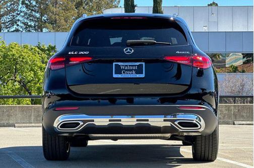 2025 Mercedes-Benz GLC 300 4MATIC
