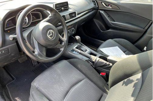 2015 Mazda Mazda3 i SV