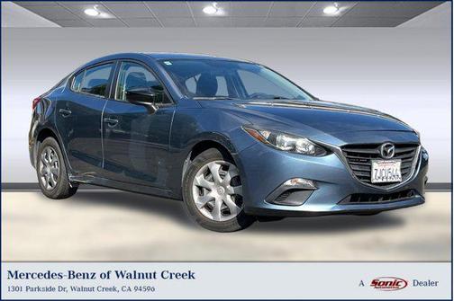 2015 Mazda Mazda3 i SV