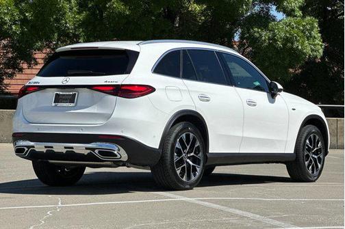 2025 Mercedes-Benz GLC 350e Base