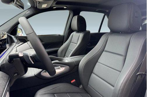 Black 2026 Mercedes-Benz GLE 450 4MATIC