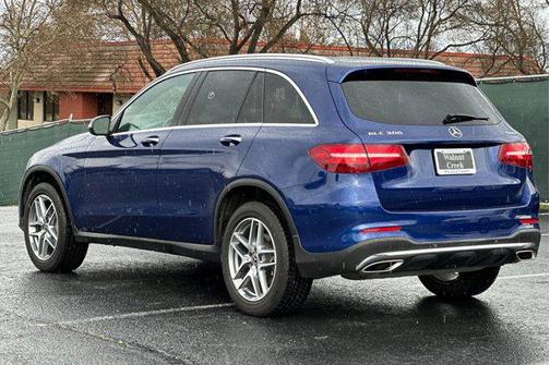 2017 Mercedes-Benz GLC 300 4MATIC