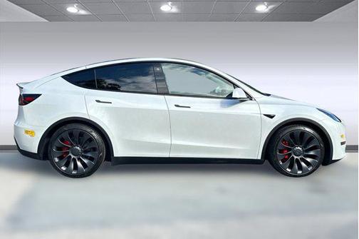 2022 Tesla Model Y Performance Dual Motor All-Wheel Drive