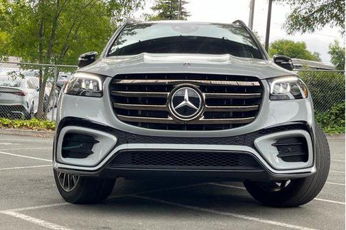 2025 Mercedes-Benz GLS 450 4MATIC