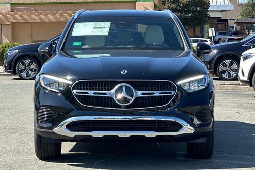 2025 Mercedes-Benz GLC 350e Base
