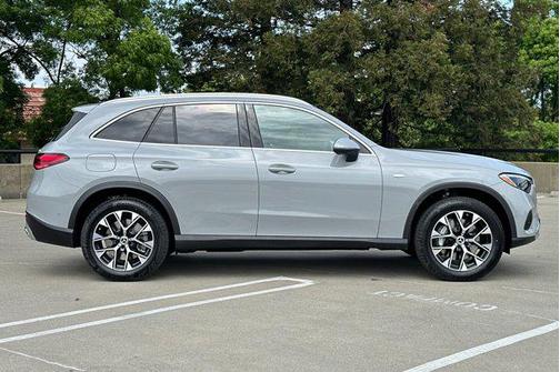 2025 Mercedes-Benz GLC 350e Base
