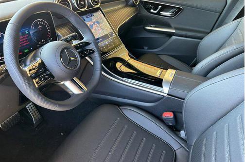 2025 Mercedes-Benz GLC 350e Base