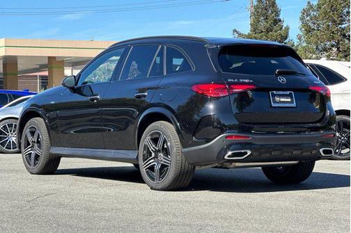 2025 Mercedes-Benz GLC 350e Base