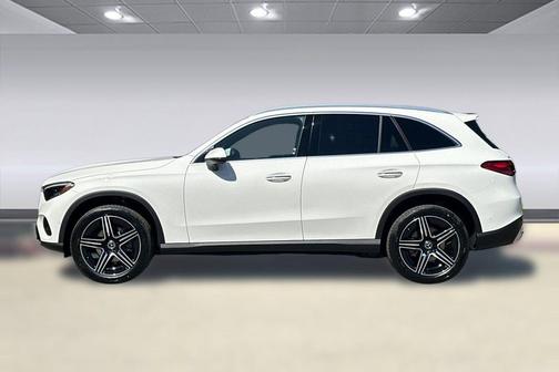 Polar White 2026 Mercedes-Benz GLC 300 4MATIC