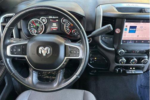 2023 RAM 2500 Big Horn Crew Cab 4x4 8' Box
