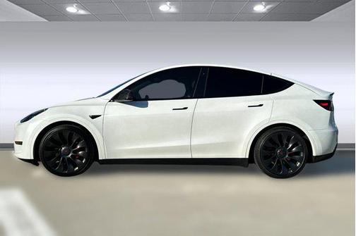 2022 Tesla Model Y Performance Dual Motor All-Wheel Drive