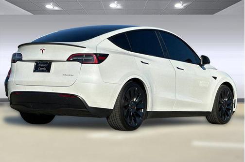 2022 Tesla Model Y Performance Dual Motor All-Wheel Drive