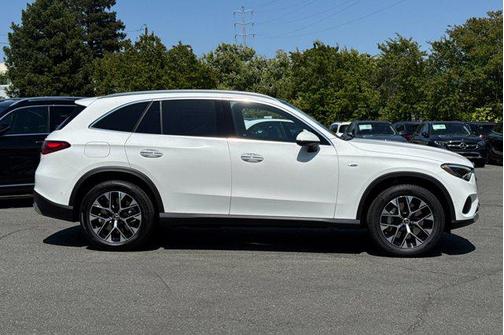 2025 Mercedes-Benz GLC 350e Base