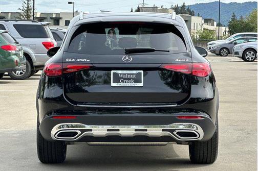 2025 Mercedes-Benz GLC 350e Base