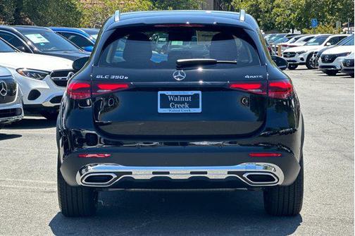 2025 Mercedes-Benz GLC 350e Base