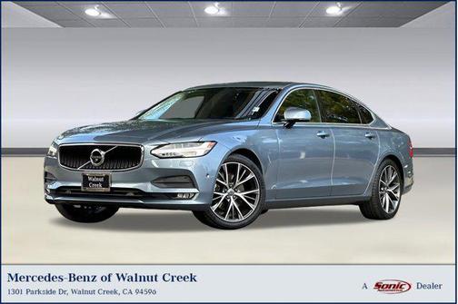 2018 Volvo S90 T5 Momentum