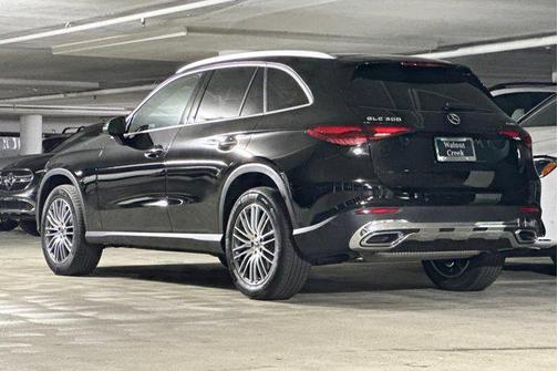 2026 Mercedes-Benz GLC 300 4MATIC