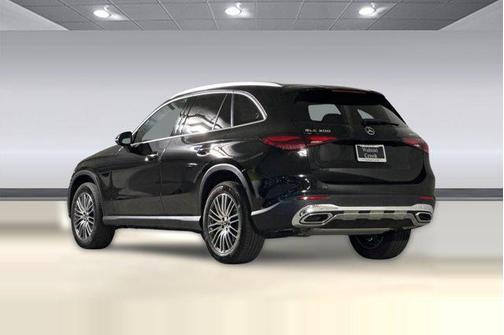 2026 Mercedes-Benz GLC 300 4MATIC