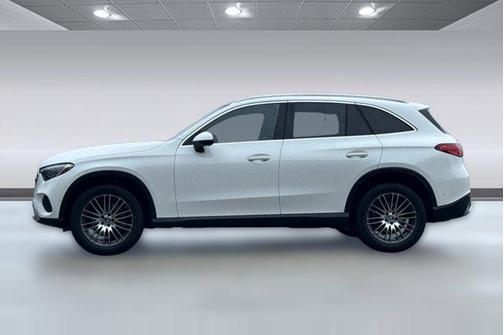 Polar White 2026 Mercedes-Benz GLC 300 4MATIC