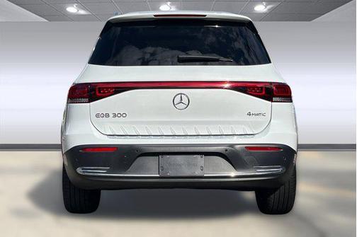 2023 Mercedes-Benz EQB 300 4MATIC