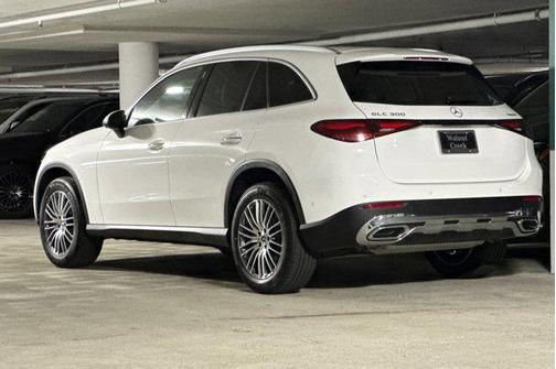 2026 Mercedes-Benz GLC 300 4MATIC