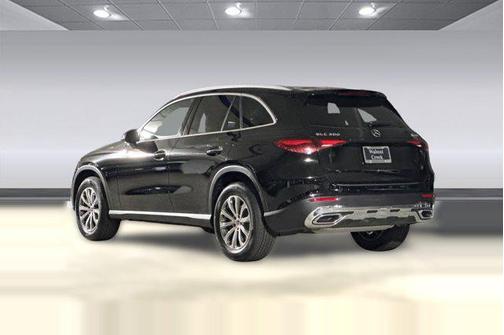 Black 2026 Mercedes-Benz GLC 300 4MATIC