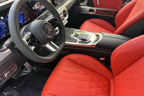 MANUFAKTUR Night Black Magno 2026 Mercedes-Benz G-Class G 580e