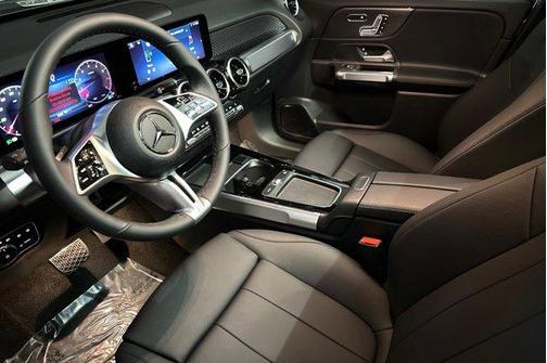 2026 Mercedes-Benz GLB 250 Base