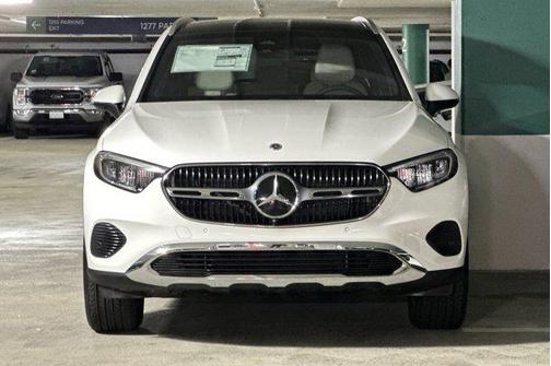 2026 Mercedes-Benz GLC 300 4MATIC